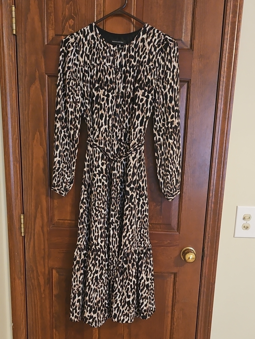 Banana Republic Black and Cream Leopard Midi Dress